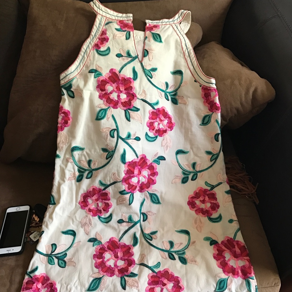 Summer dress from Dillards. Worn once.